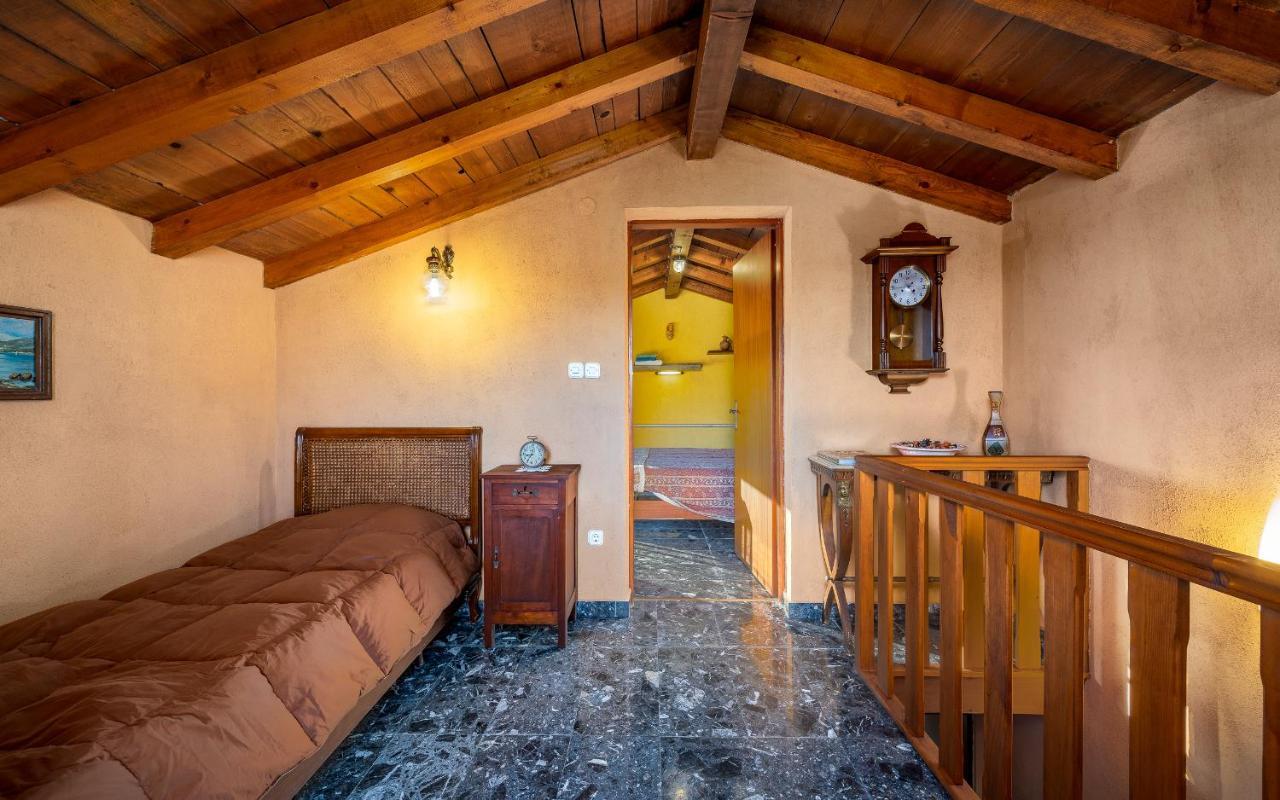 Holiday Home Mia&Emi Sovinjak Luaran gambar