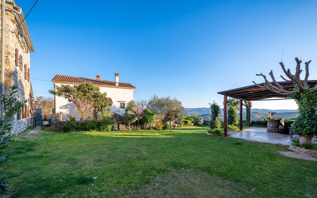 Holiday Home Mia&Emi Sovinjak Luaran gambar